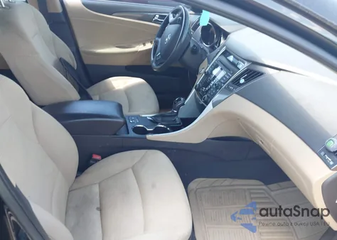 2013 Hyundai Sonata Hybrid z USA, uszkodzony, nr VIN KMHEC4A48DA073859